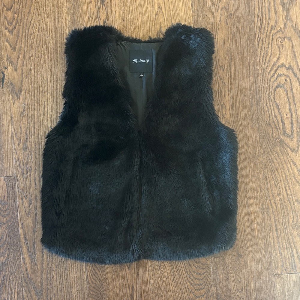 Madewell Black Faux Fur Vest